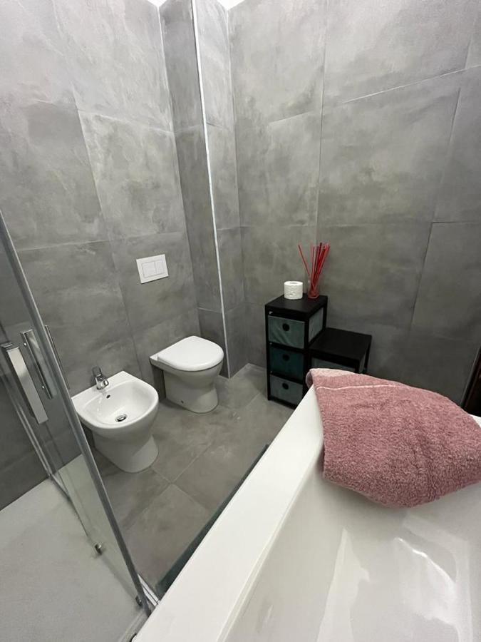 Appartamento Timeless Con Piscina E Tennis Valbrona Zewnętrze zdjęcie